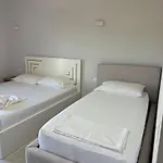 Pensión Maison