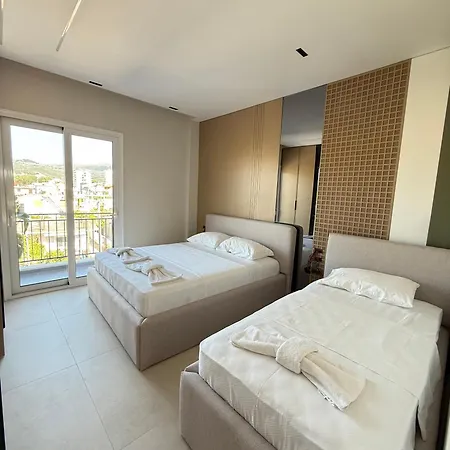 Maison 3* Wlora