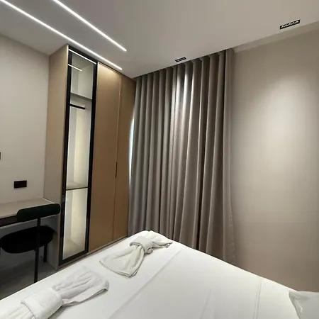 Maison 3* Wlora