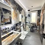 招待所 Maison Vlorë