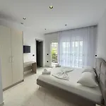 Maison 3*