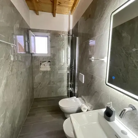 Maison Πανσιόν