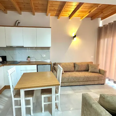 Guest house Maison *