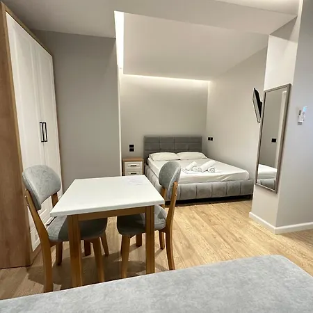 招待所 Maison Vlorë